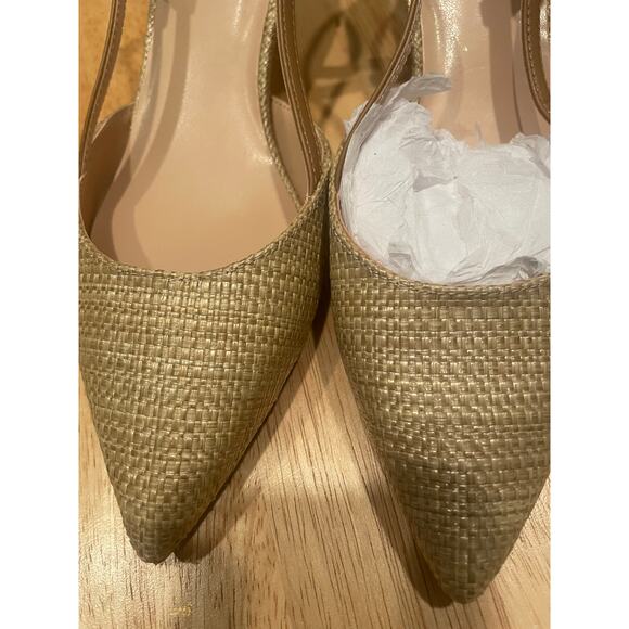 Bandolino Movito Women's Pump, Size 8, Flax Linen Color, S99 - Picture 8 of 10